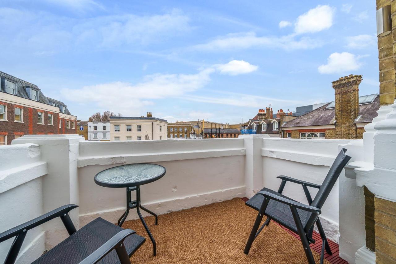 The Old Town Hall - 12 Apartment Staines-upon-Thames Exterior foto